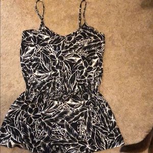 Size S Aeropostale romper with adjustable straps.